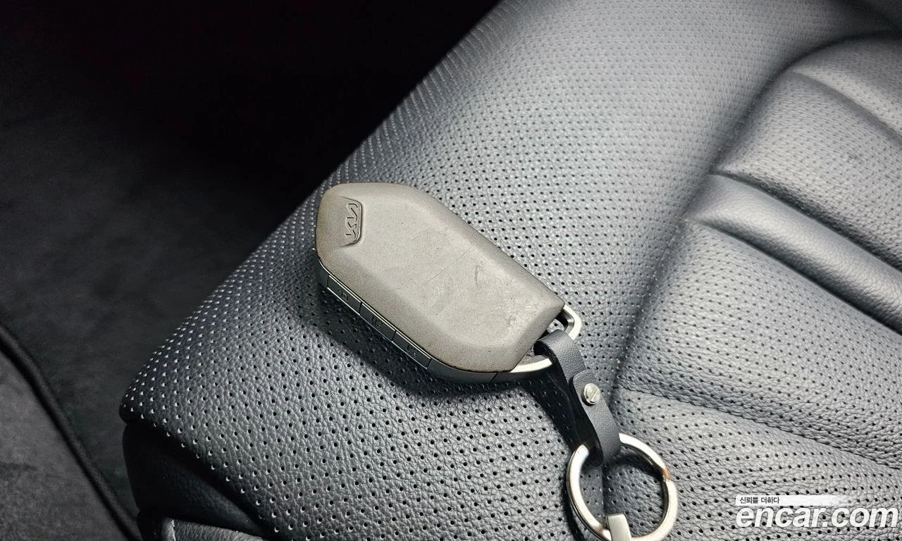 Kia K5 ОБДУХ* ПОДГРЕВ* HEAD-UP* KRELL AUDIO* PANO* 360* , снимка 16 - Автомобили и джипове - 55881090