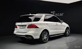 Mercedes-Benz GLE 63 AMG HARMON* KARDON* ПОДГРЕВ* ОБДУХВАНЕ* КАМЕРА* КЕЙЛЕС, снимка 2