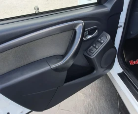Dacia Duster 1.5DCI 110cv Автоматик Euro6B, снимка 8