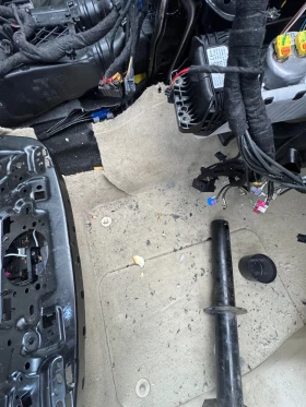 Audi Q7 3.0T Колата работи, след вандализъм по интериора - 12200 € / 23861.13 лв. - 34919703 10