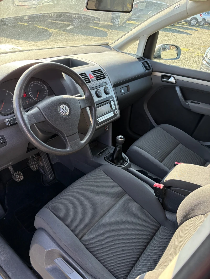 VW Touran 1.9TDI, снимка 7 - Автомобили и джипове - 48219485