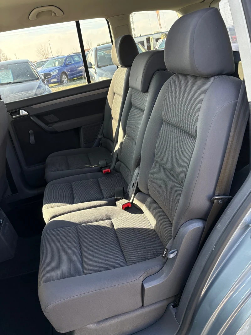 VW Touran 1.9TDI, снимка 9 - Автомобили и джипове - 48219485