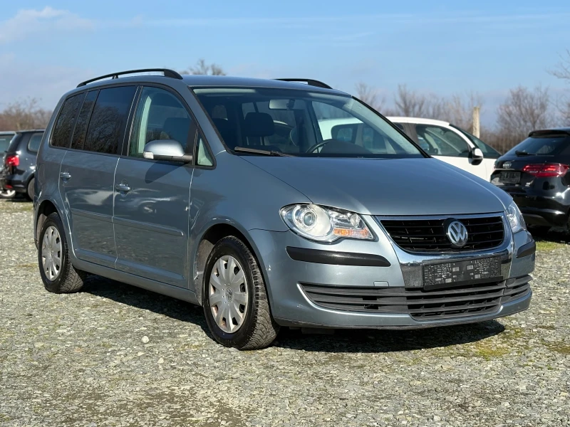 VW Touran 1.9TDI, снимка 2 - Автомобили и джипове - 48219485