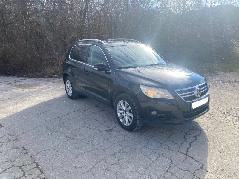 VW Tiguan 2.0 TDI 4x4 AUTOMAT, снимка 5 - Автомобили и джипове - 49348255