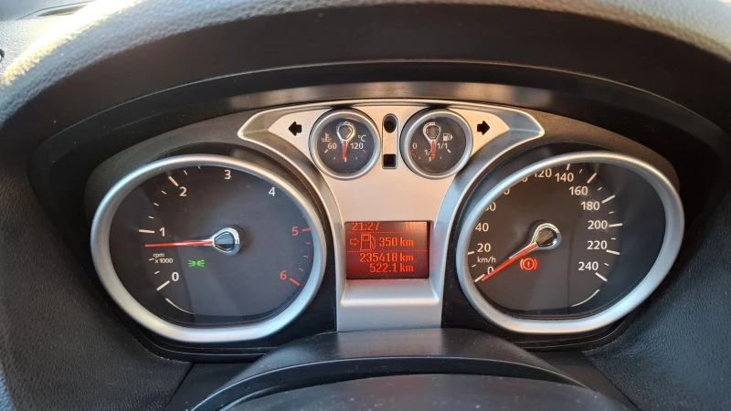 Ford Kuga 4x4, снимка 11 - Автомобили и джипове - 52628107