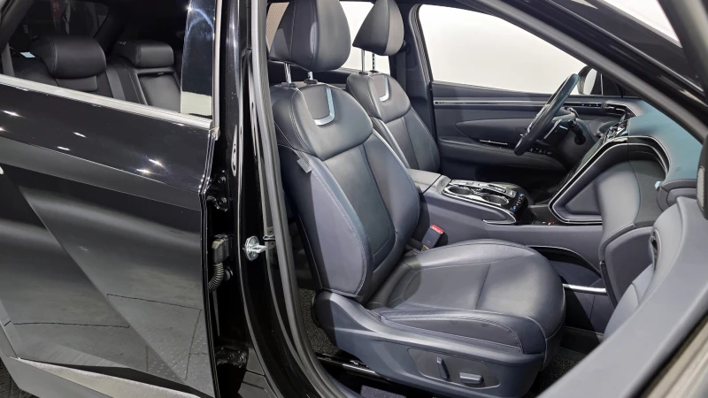 Hyundai Tucson 2.0CRDI/4x4/Пълна сервизна !!!, снимка 8 - Автомобили и джипове - 53445736