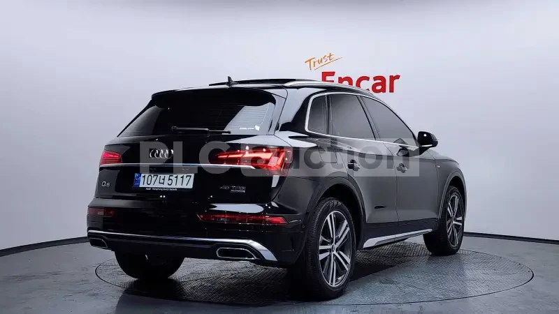 Audi Q5 45TFSI QUATTRO* ВКЛЮЧЕН ТЕХНОТЕСТ И ПРЕГЛЕД* , снимка 4 - Автомобили и джипове - 54193241