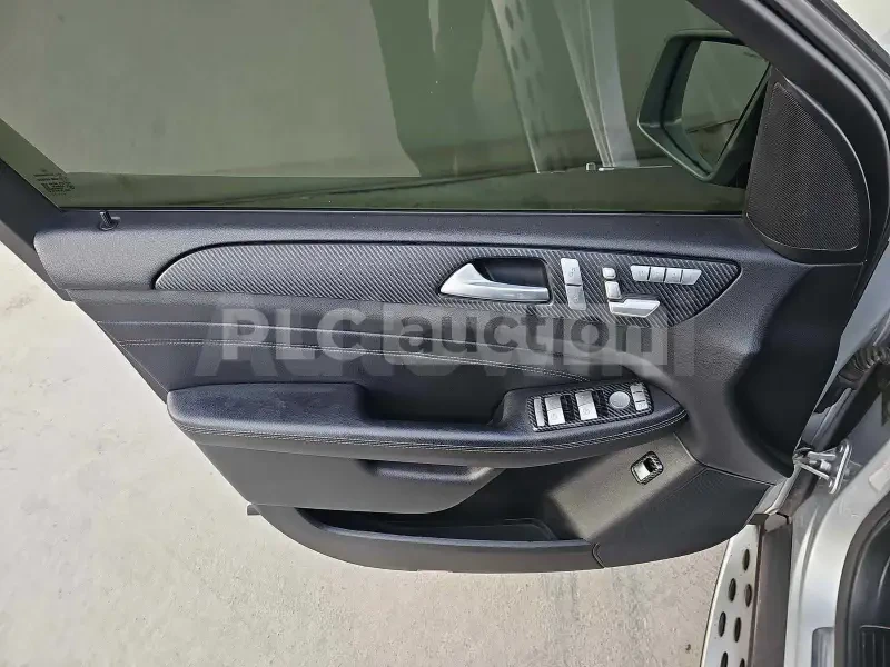 Mercedes-Benz ML 350 4matic | PANO | ОБДУХВАНЕ | TV | ПОДГРЕВ | ТЕХНОТЕ, снимка 11 - Автомобили и джипове - 54224630