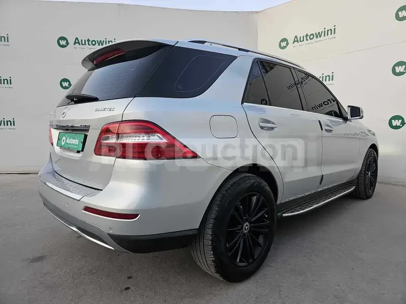 Mercedes-Benz ML 350 4matic | PANO | ОБДУХВАНЕ | TV | ПОДГРЕВ | ТЕХНОТЕ, снимка 5 - Автомобили и джипове - 54224630