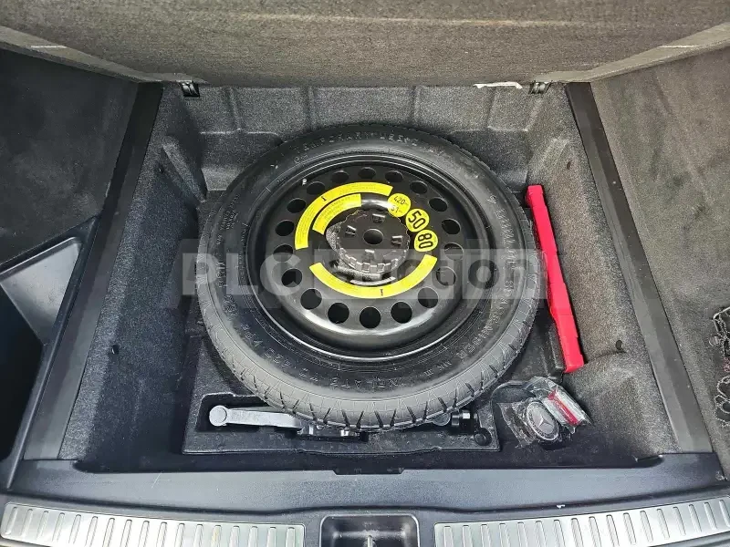 Mercedes-Benz ML 350 4matic | PANO | ОБДУХВАНЕ | TV | ПОДГРЕВ | ТЕХНОТЕ, снимка 10 - Автомобили и джипове - 54224630