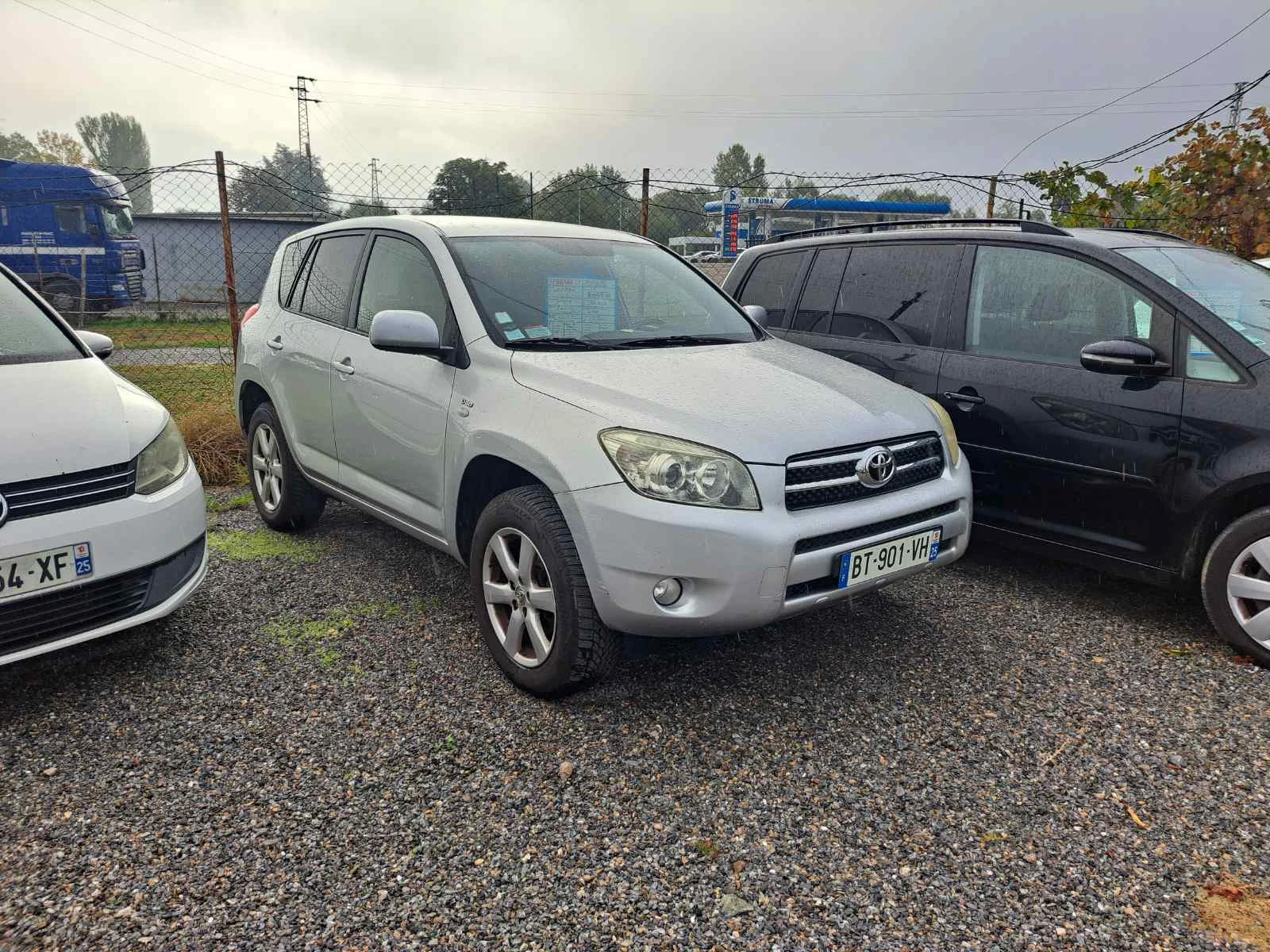 Toyota Rav4 2.2 D4D - изображение 2