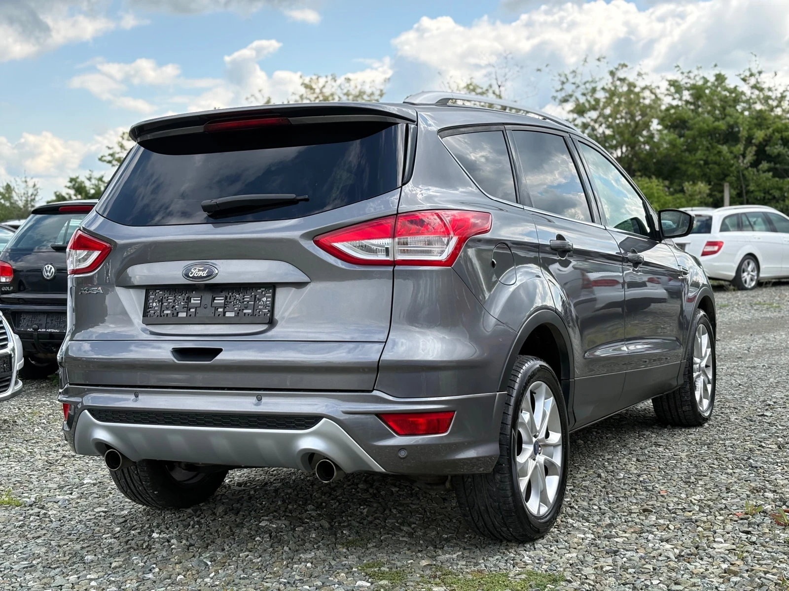 Ford Kuga  - изображение 4