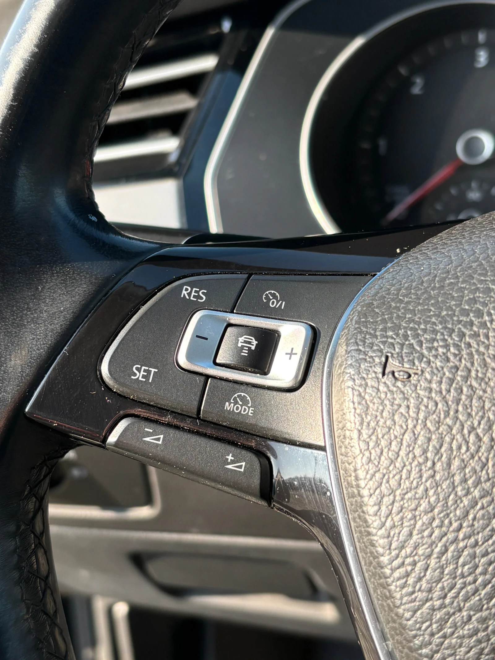 VW Passat 2.0TDI DSG | Mobile.bg � ����������� 11