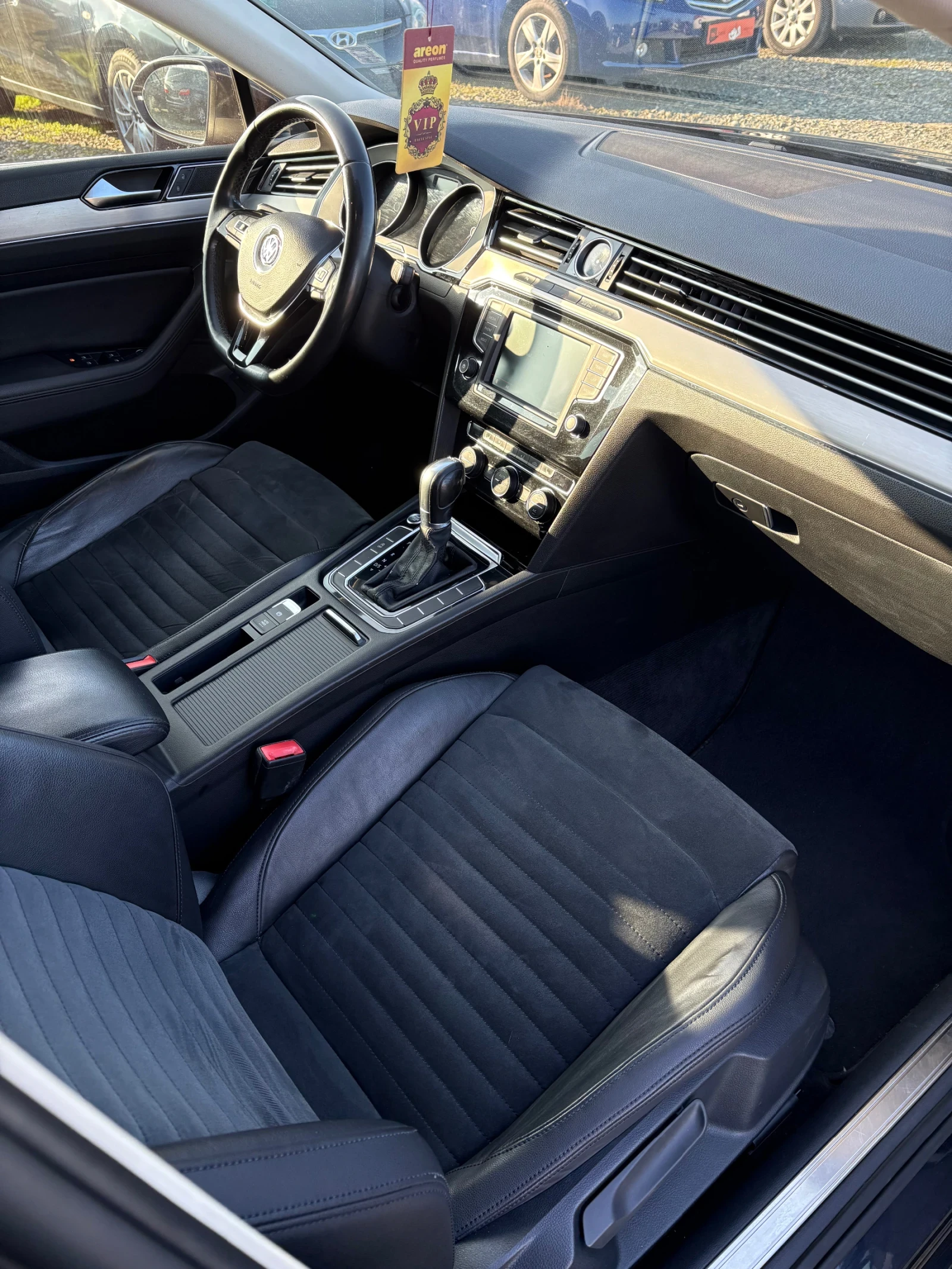 VW Passat 2.0TDI DSG | Mobile.bg � ����������� 12