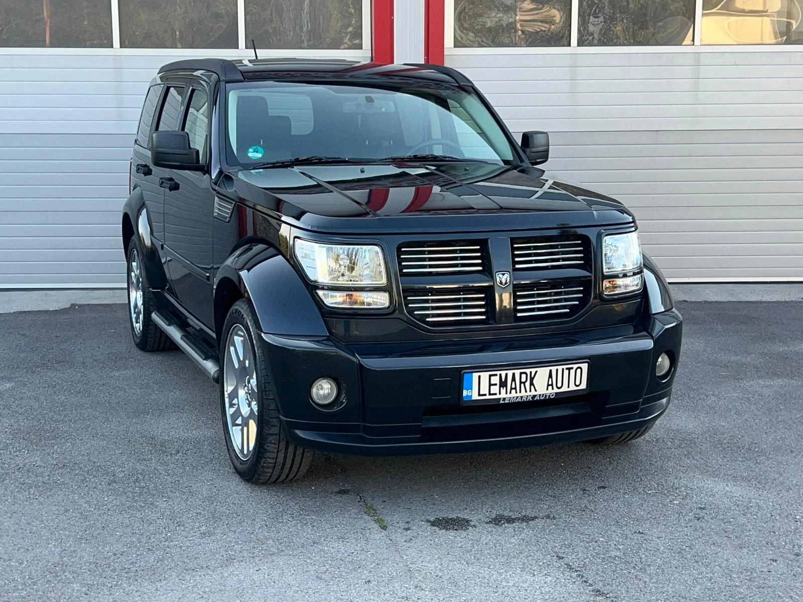 Dodge Nitro 2.8CRD AUTOMATIK 4X4 ЛИЗИНГ!!! - изображение 5