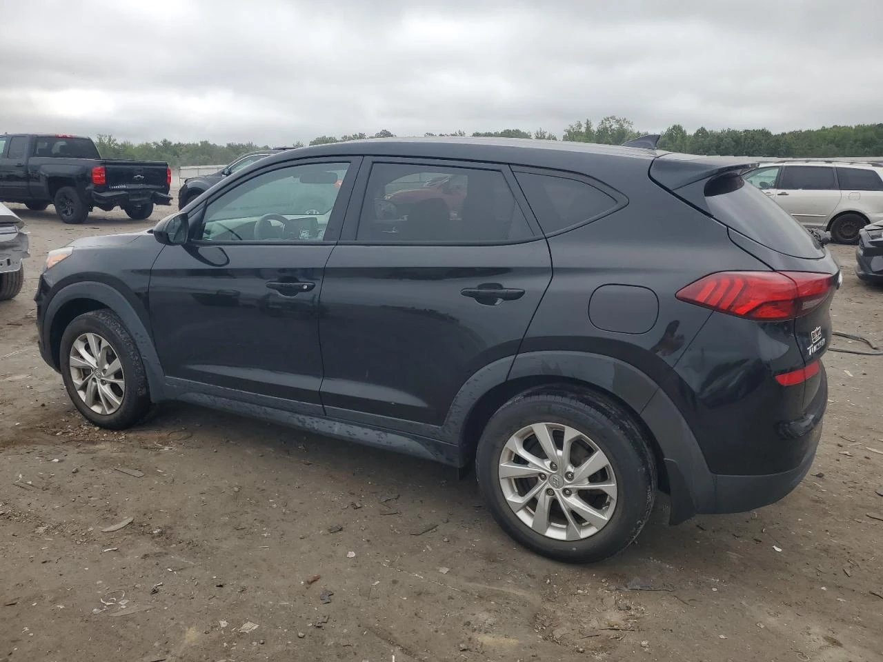 Hyundai Tucson 2.0* SE* ПЕРФЕКТНА* РЕАЛНИ КМ! - изображение 6