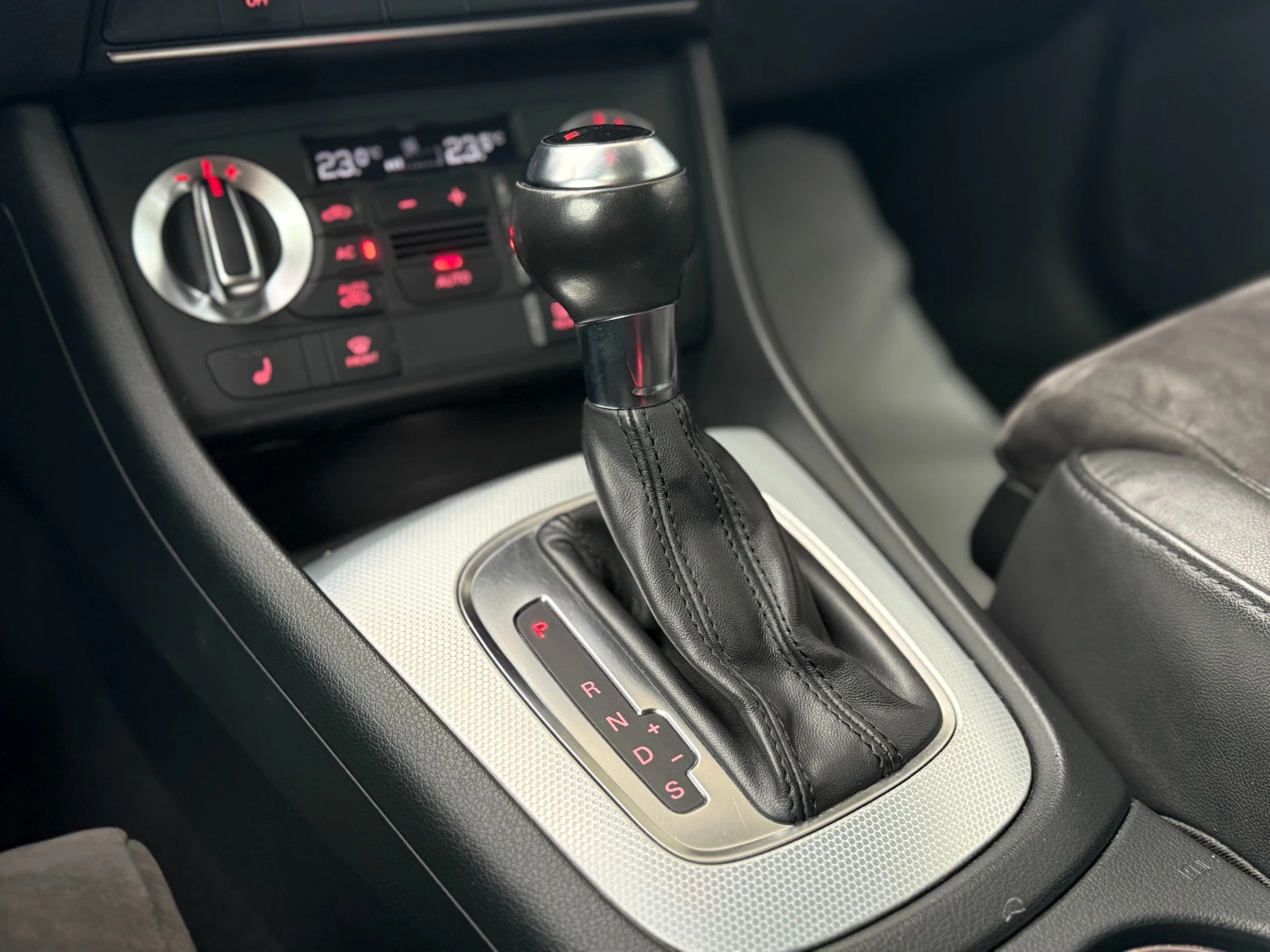 Audi Q3 6  /2.0TFSI S Line 211.. | Mobile.bg   12