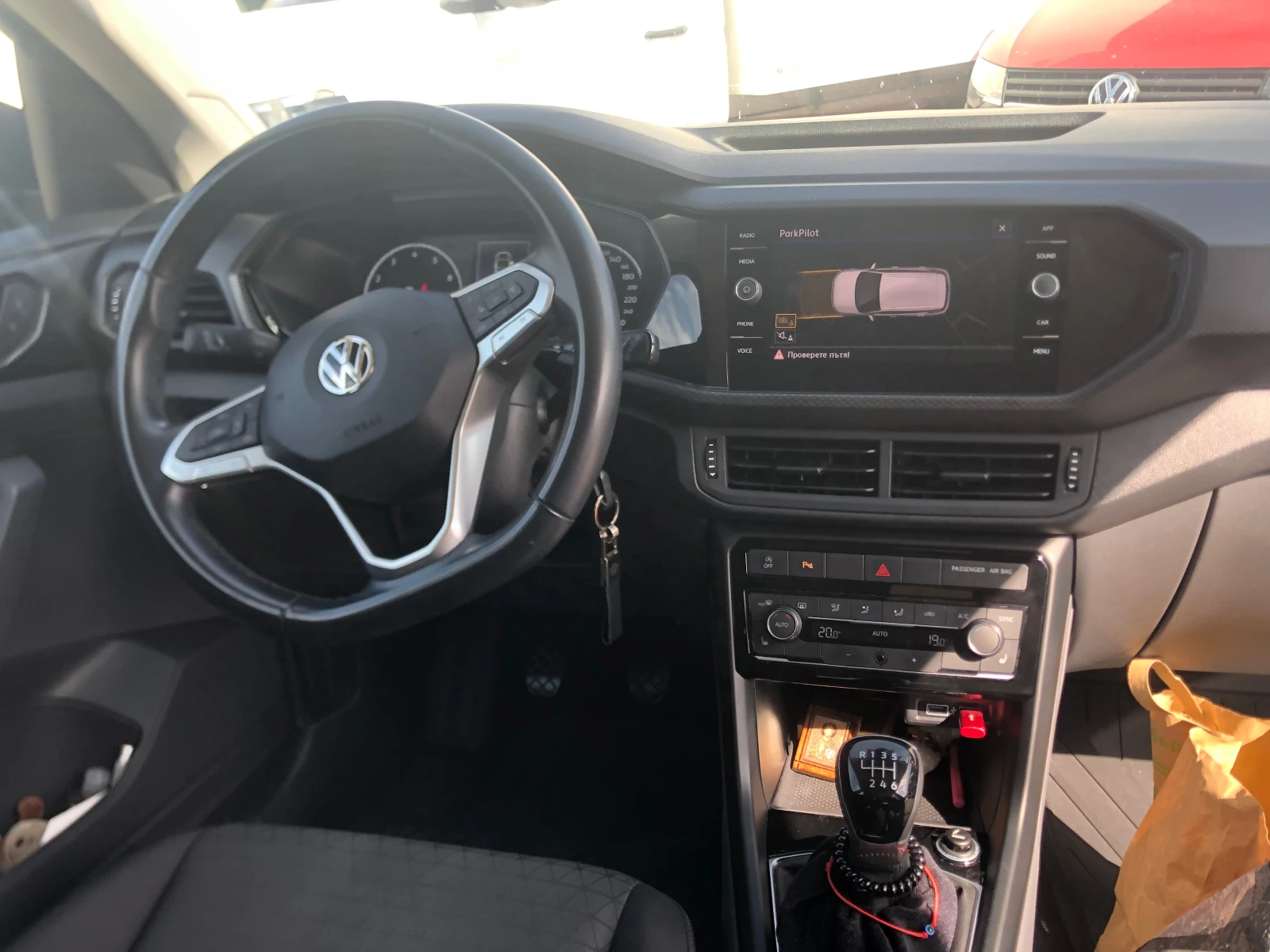 VW T-Cross Life 1, O TSI 116 k.c 6MT - изображение 5