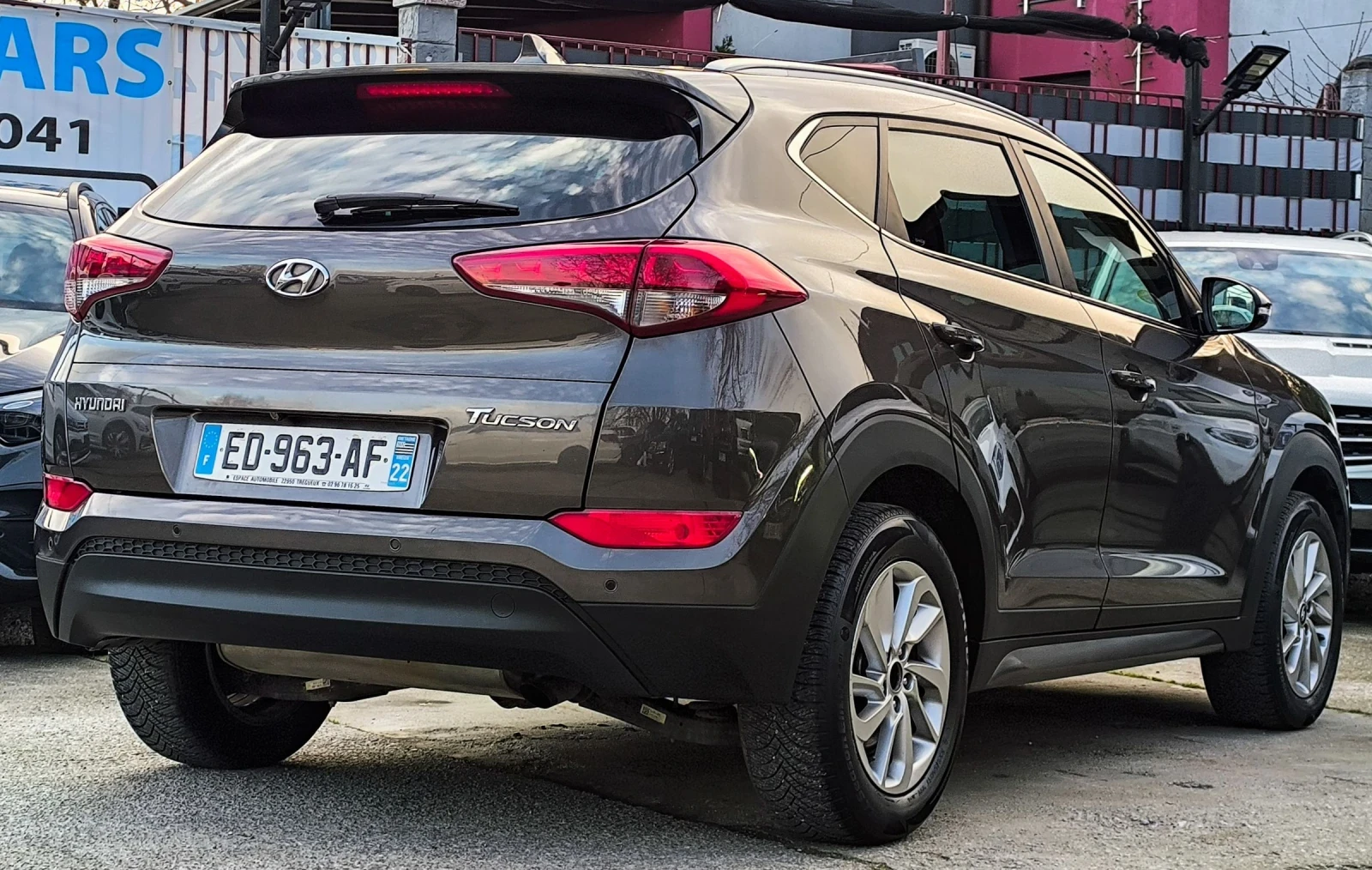 Hyundai Tucson 1.6CRDI NAVI AVTOMAT - изображение 4