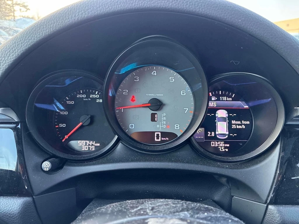 Porsche Macan * S * CARFAX * ЦЕНА ДО БГ - изображение 9