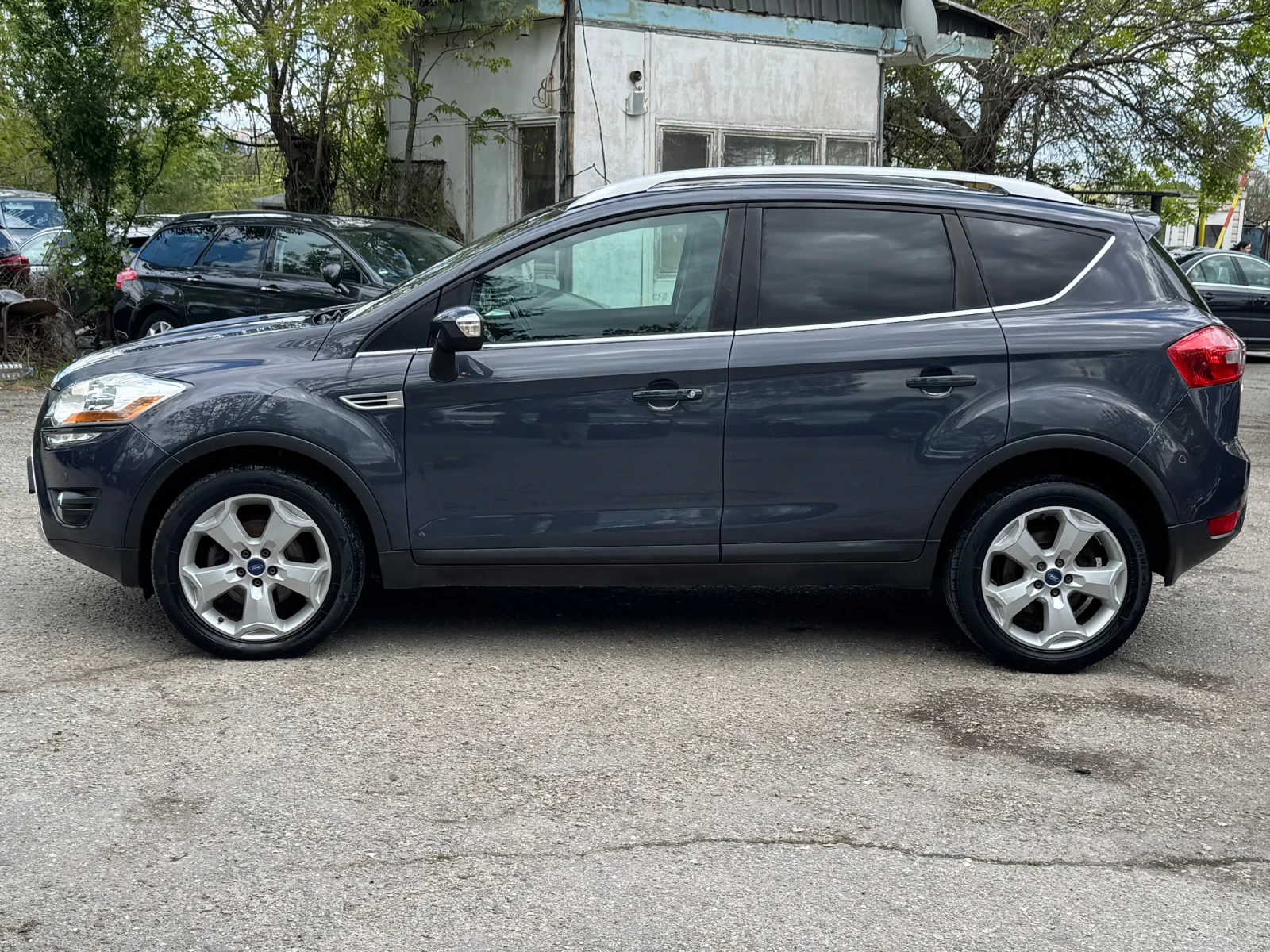 Ford Kuga Nova ! Full !! , снимка 9 - Автомобили и джипове - 54400760