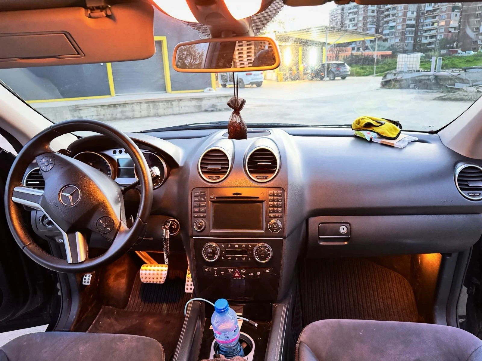 Mercedes-Benz ML 500, снимка 13 - Автомобили и джипове - 54456672