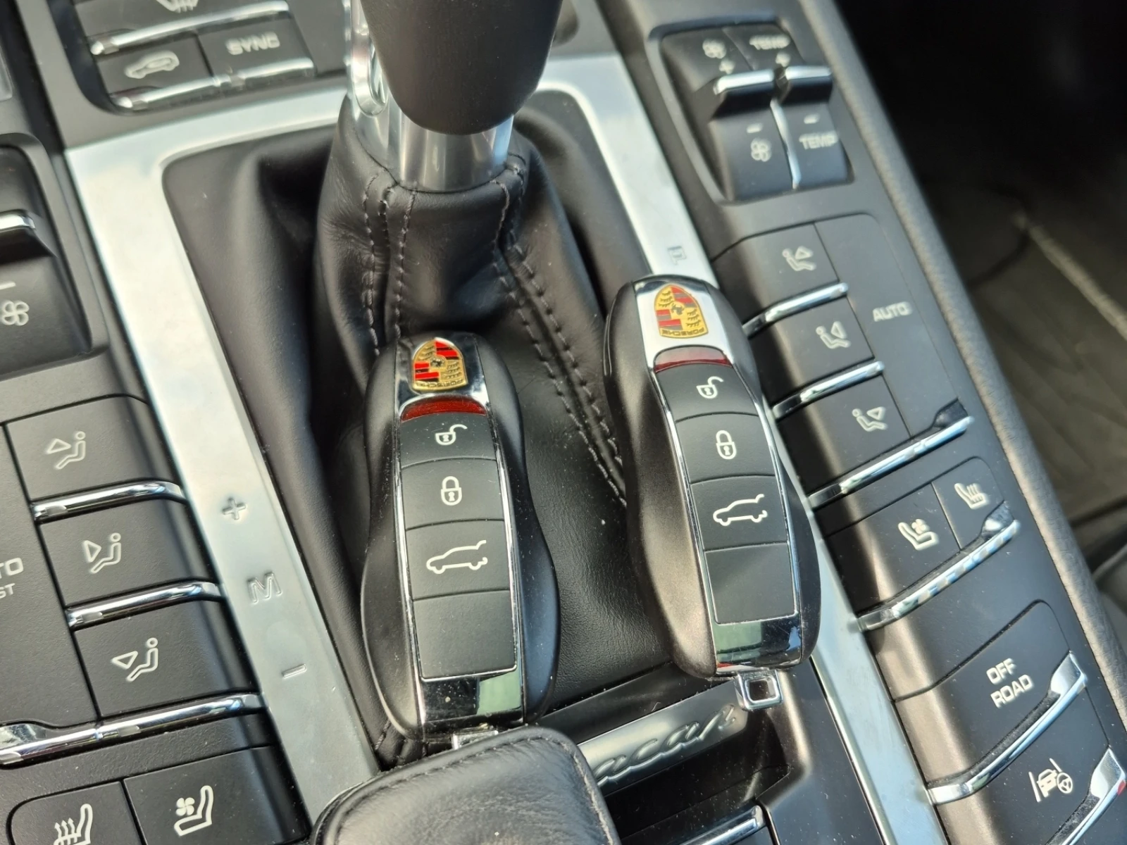 Porsche Macan S, снимка 9 - Автомобили и джипове - 55017139