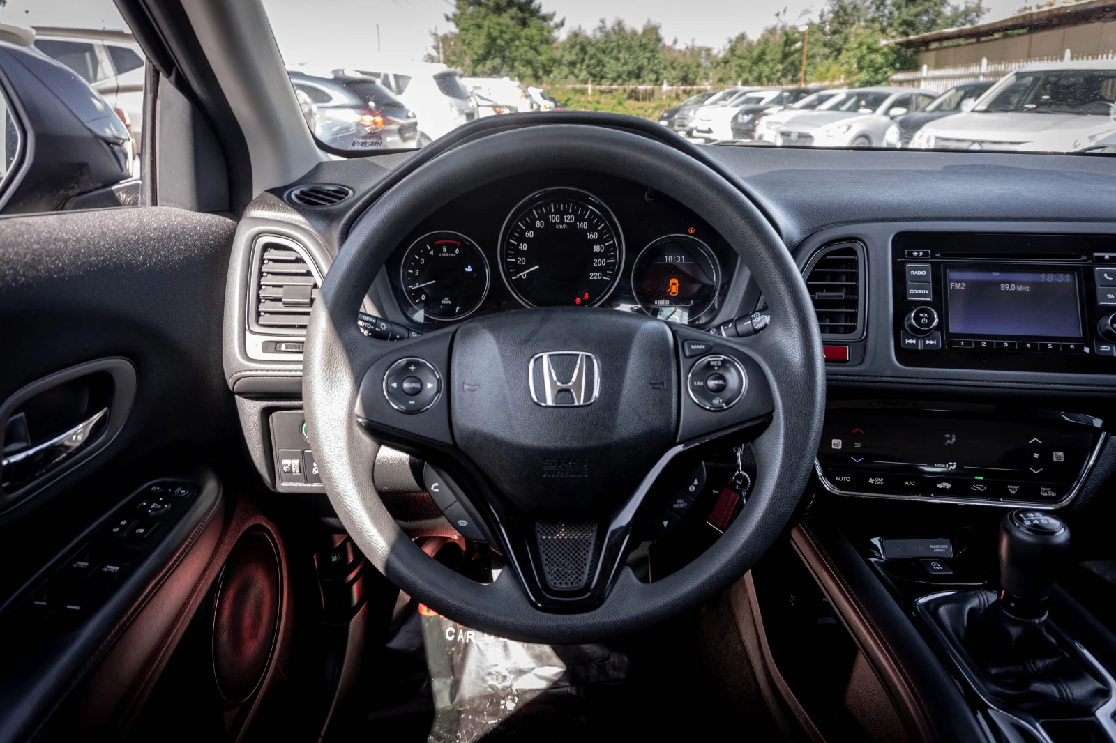 Honda Hr-v 1.6d ТОП! С ГАРАНЦИЯ! , снимка 10 - Автомобили и джипове - 55231132