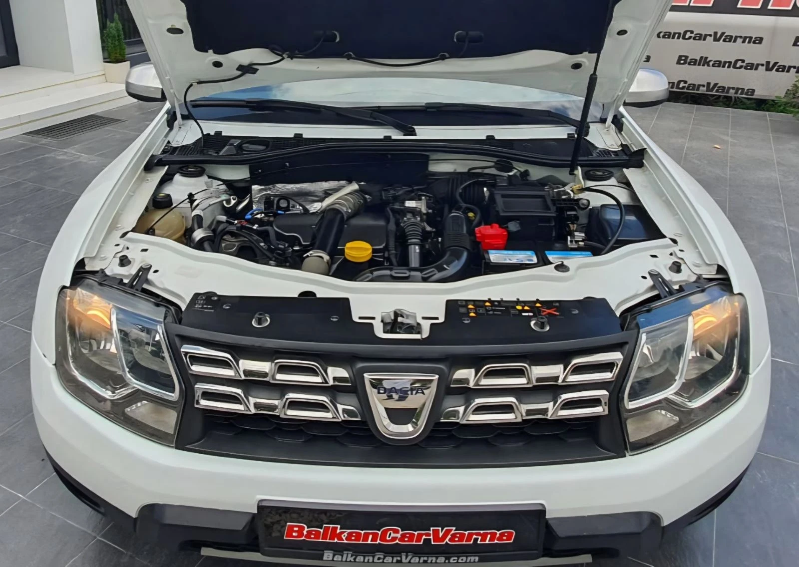 Dacia Duster 1.5DCI 110cv Автоматик Euro6B, снимка 14 - Автомобили и джипове - 55539407