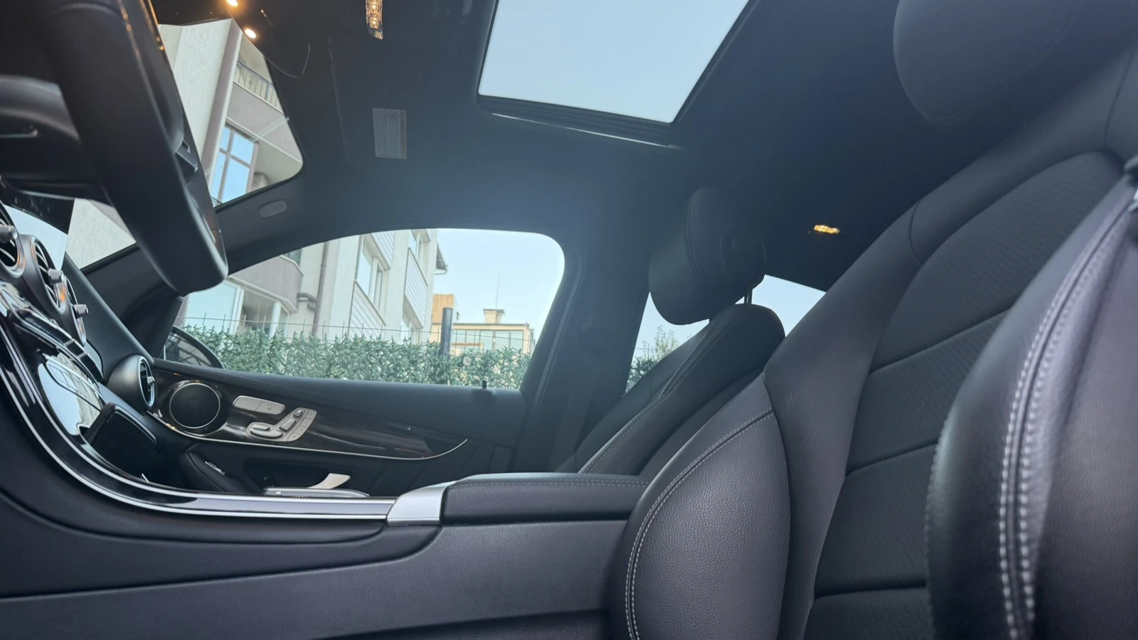 Mercedes-Benz GLC Coupe GLC300 Coupe EQ Boost 4matic 9G-TRONIC facelift, снимка 17 - Автомобили и джипове - 55647173