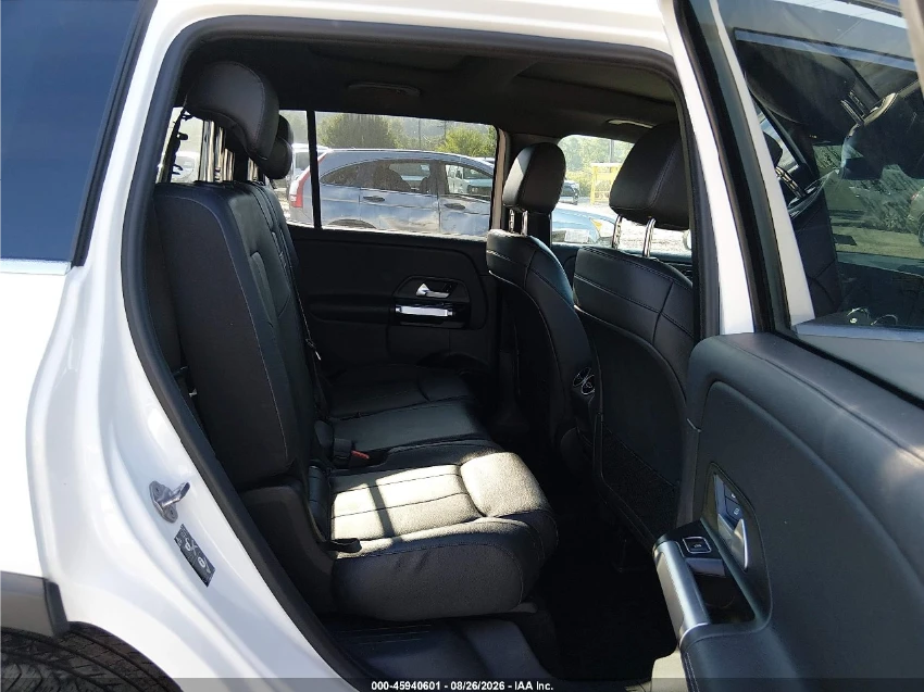 Mercedes-Benz GLB 250 4MATIC - ПОДГРЕВИ - ПАНОРАМА - КРАЙНА ЦЕНА , снимка 9 - Автомобили и джипове - 56119377