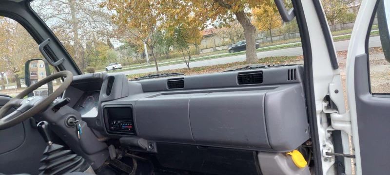 Nissan Capstar 3.0 tdi тристранен, снимка 10 - Бусове и автобуси - 52435751