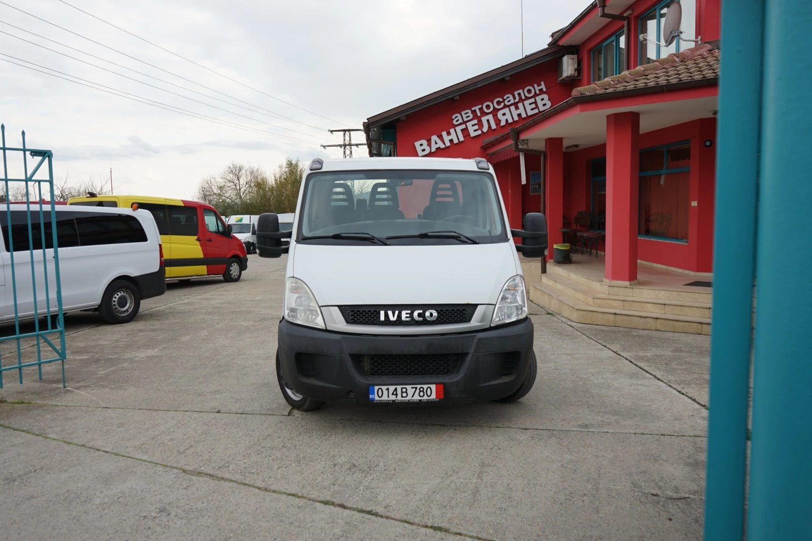 Iveco Daily 35c18* 3.0HPT* Климатик - изображение 2