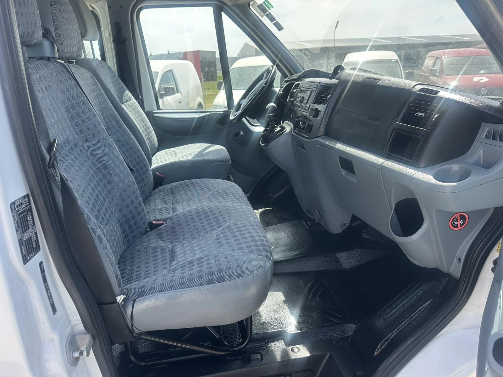 Ford Transit, снимка 9 - Бусове и автобуси - 54245857