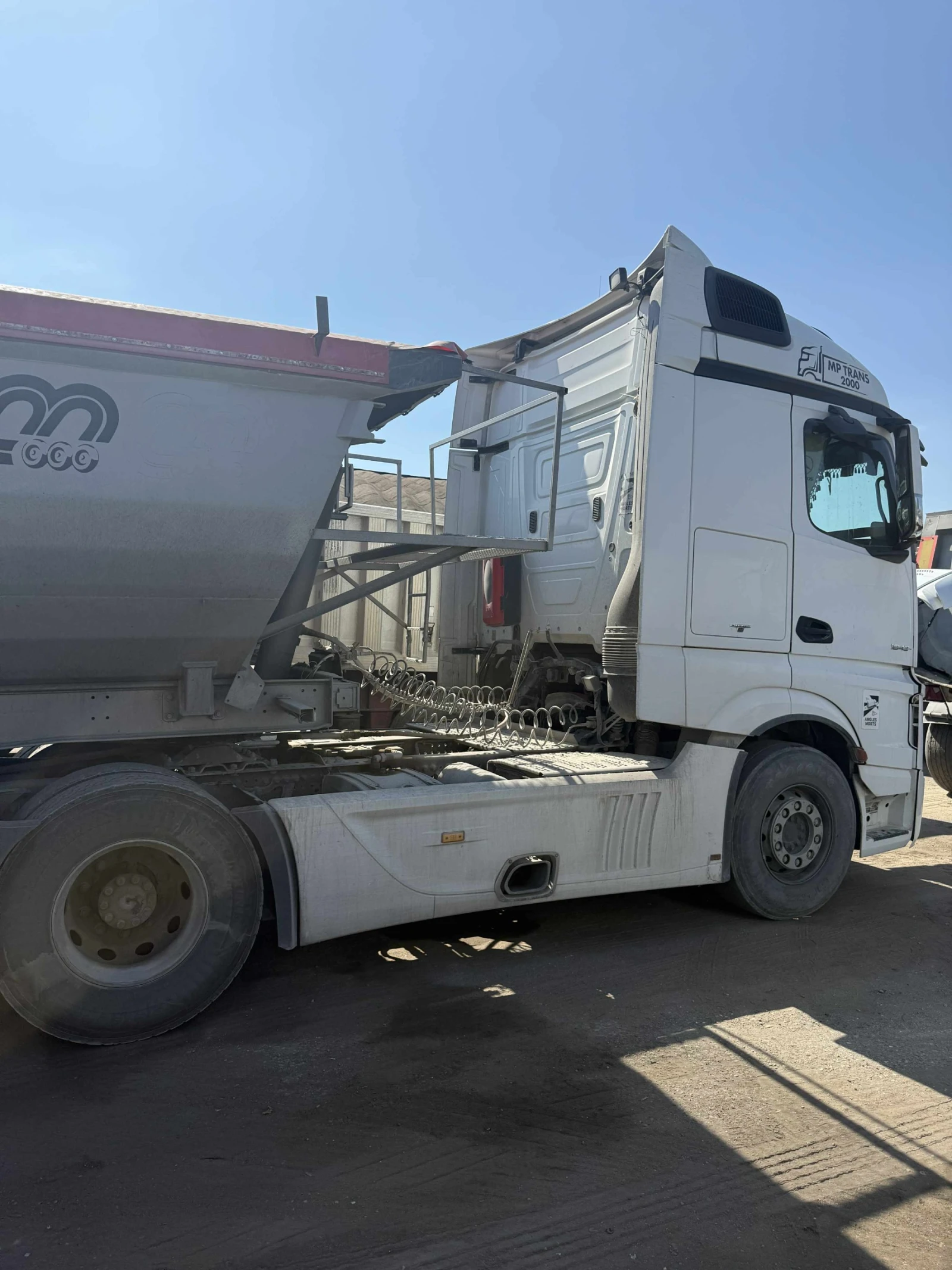 Mercedes-Benz Actros 1851 - изображение 2