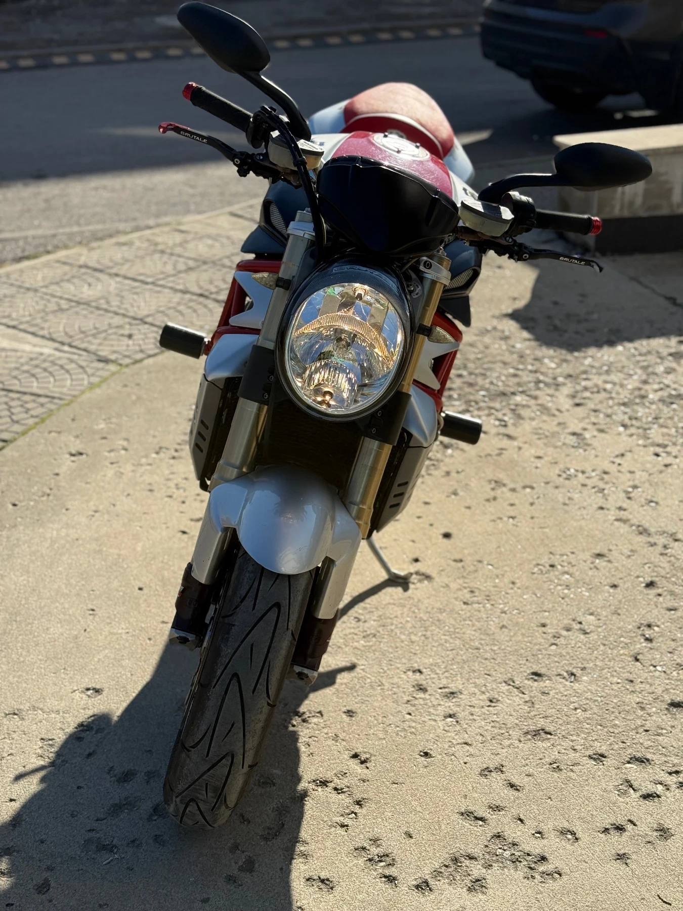 MV Agusta Brutale 910 - изображение 9