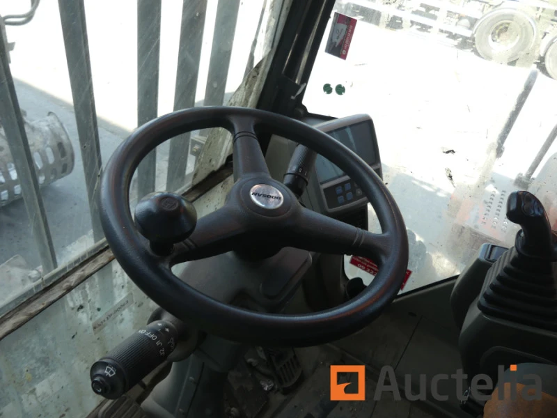 Багер DOOSAN DX210W, снимка 12 - Индустриална техника - 47457401