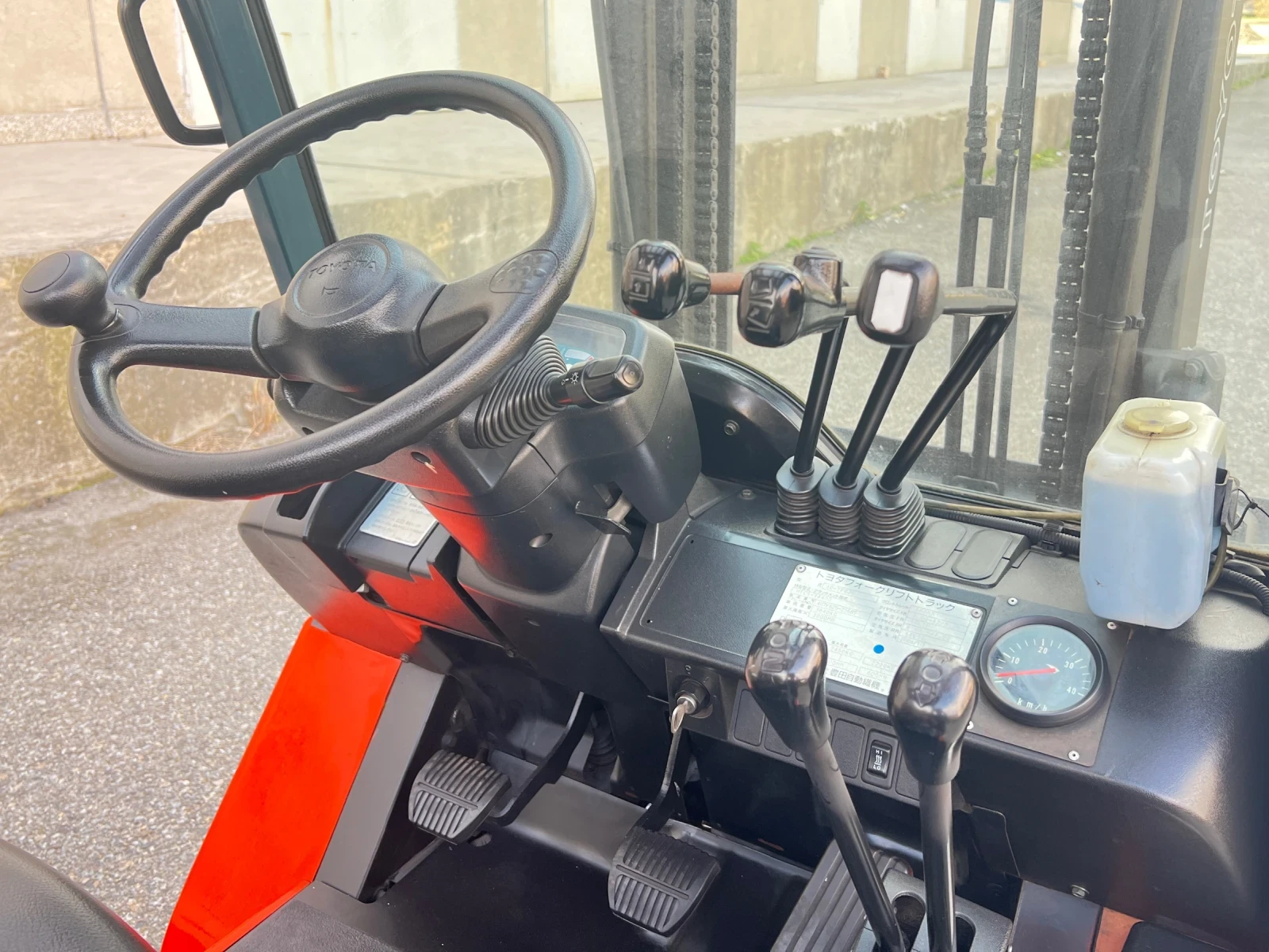  Toyota 2.5  /   /  | Mobile.bg   12