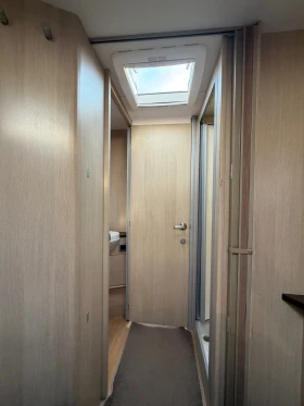 Каравана Tabbert STERLING ELITE-КРАЛСКА СПАЛНЯ/ГОЛЯМ ФОРСЕЛТ/ТОР | Auto.bg — изображение 9