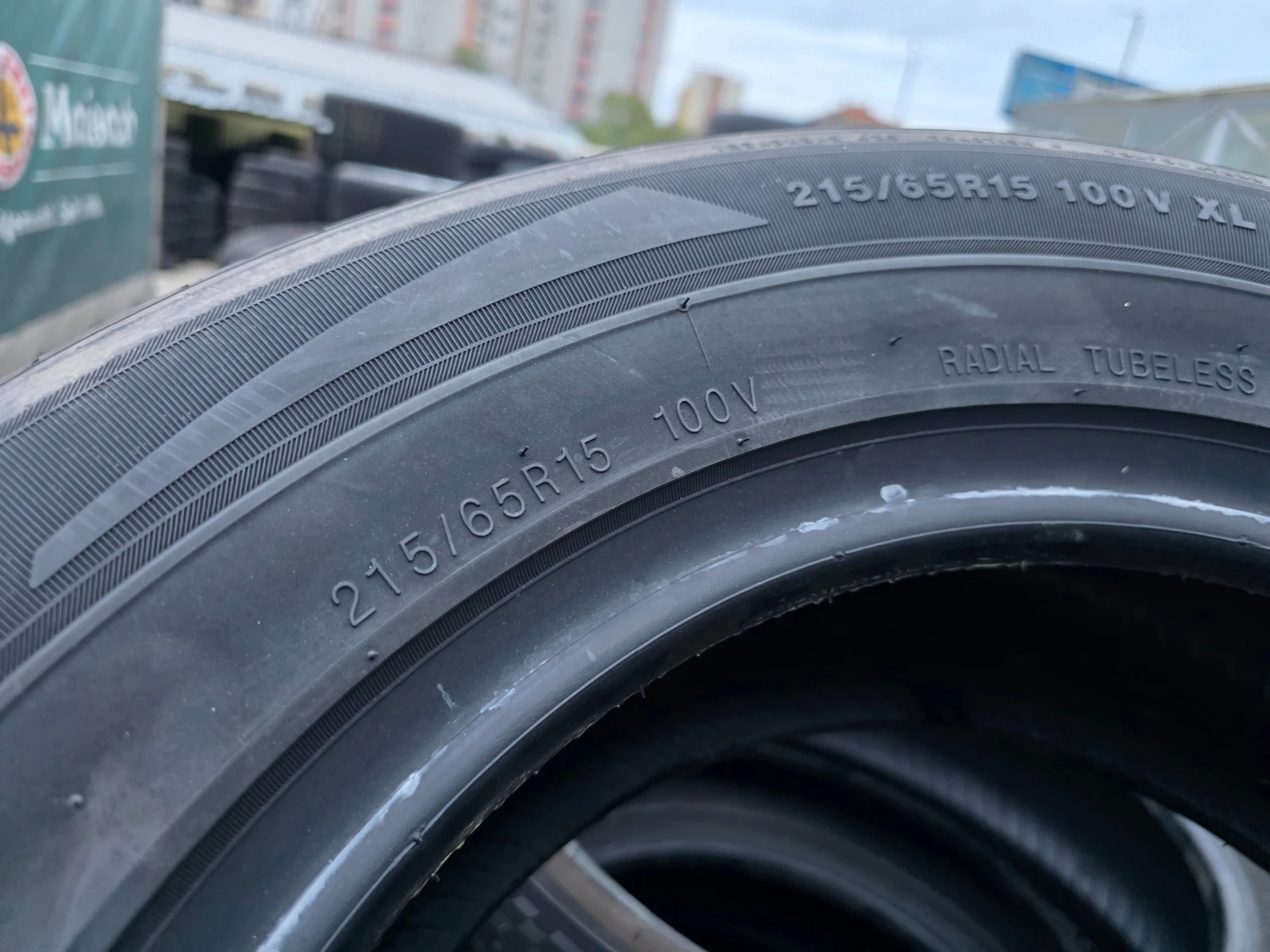 Гуми Летни 215/65R15, снимка 8 - Гуми и джанти - 53980965