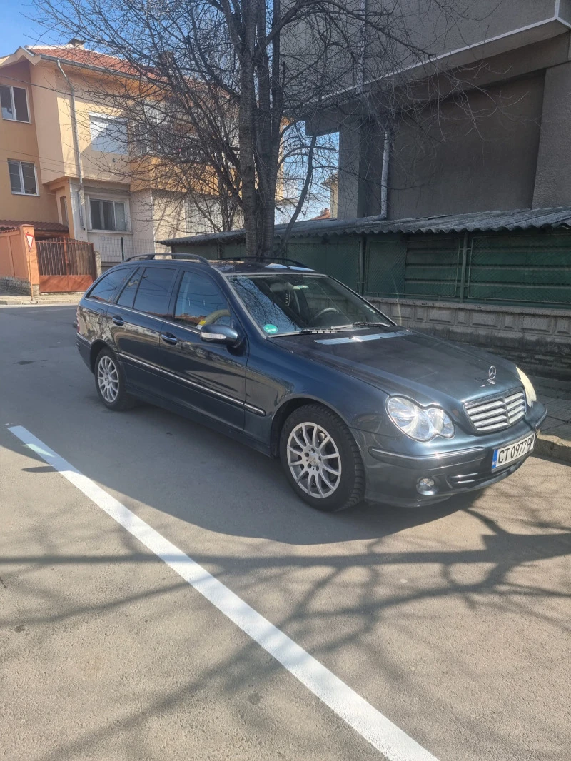 Mercedes-Benz C 180 Kompressor, снимка 3 - Автомобили и джипове - 43966095