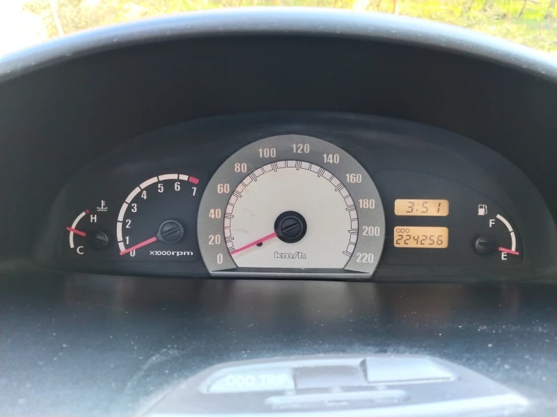 Hyundai Matrix 1.8 LPG, снимка 11 - Автомобили и джипове - 47635595