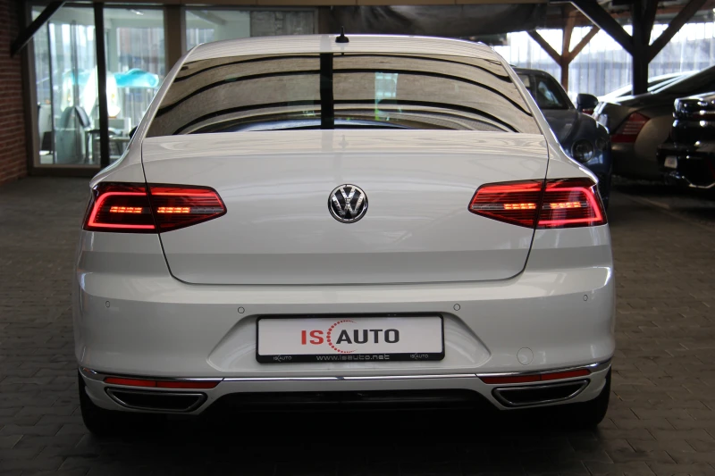 VW Passat RLine/2.0TDI/4Motion/Virtual/DSG/F1/Камера/Подгрев, снимка 4 - Автомобили и джипове - 48178139