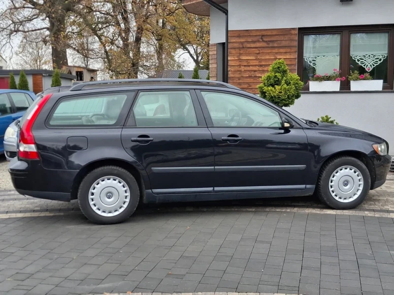 Volvo V50 1.6 D , снимка 4 - Автомобили и джипове - 48397142