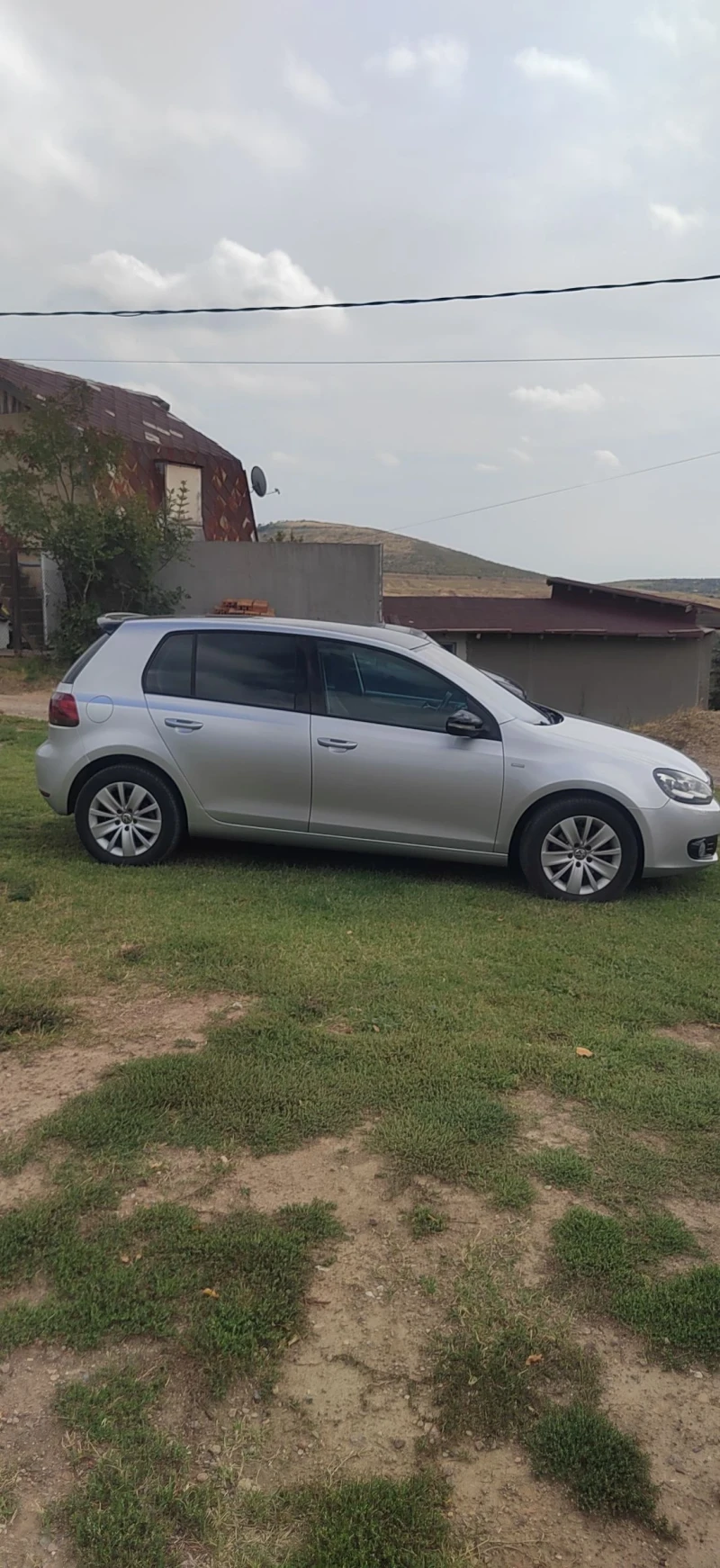 VW Golf 2.0 TDI, снимка 8 - Автомобили и джипове - 49581066