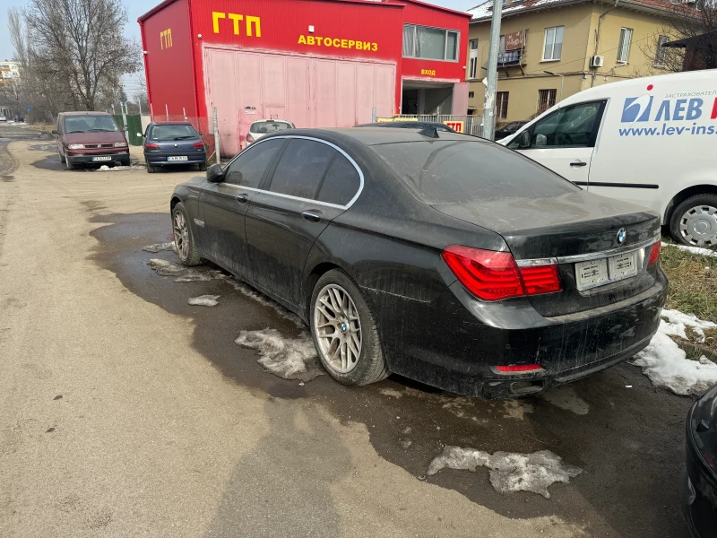 BMW 740, снимка 10 - Автомобили и джипове - 49335165