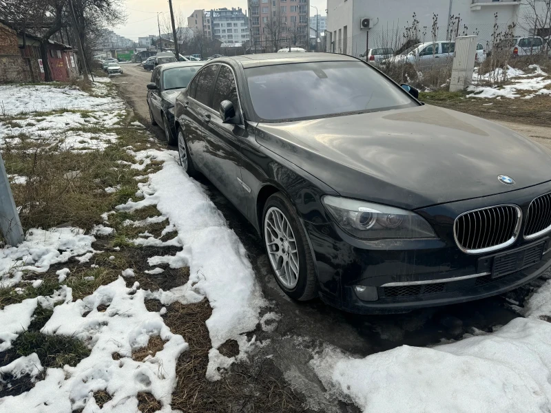 BMW 740, снимка 1 - Автомобили и джипове - 49335165