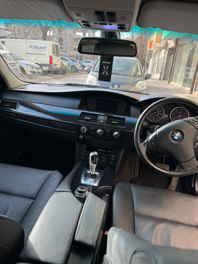 BMW 520, снимка 4 - Автомобили и джипове - 49518184