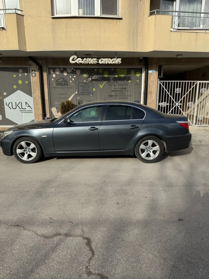 BMW 520, снимка 9 - Автомобили и джипове - 49518184