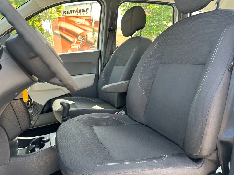 Dacia Lodgy 1.2 Бензин/Нави/Германия/Реални км, снимка 8 - Автомобили и джипове - 50223351